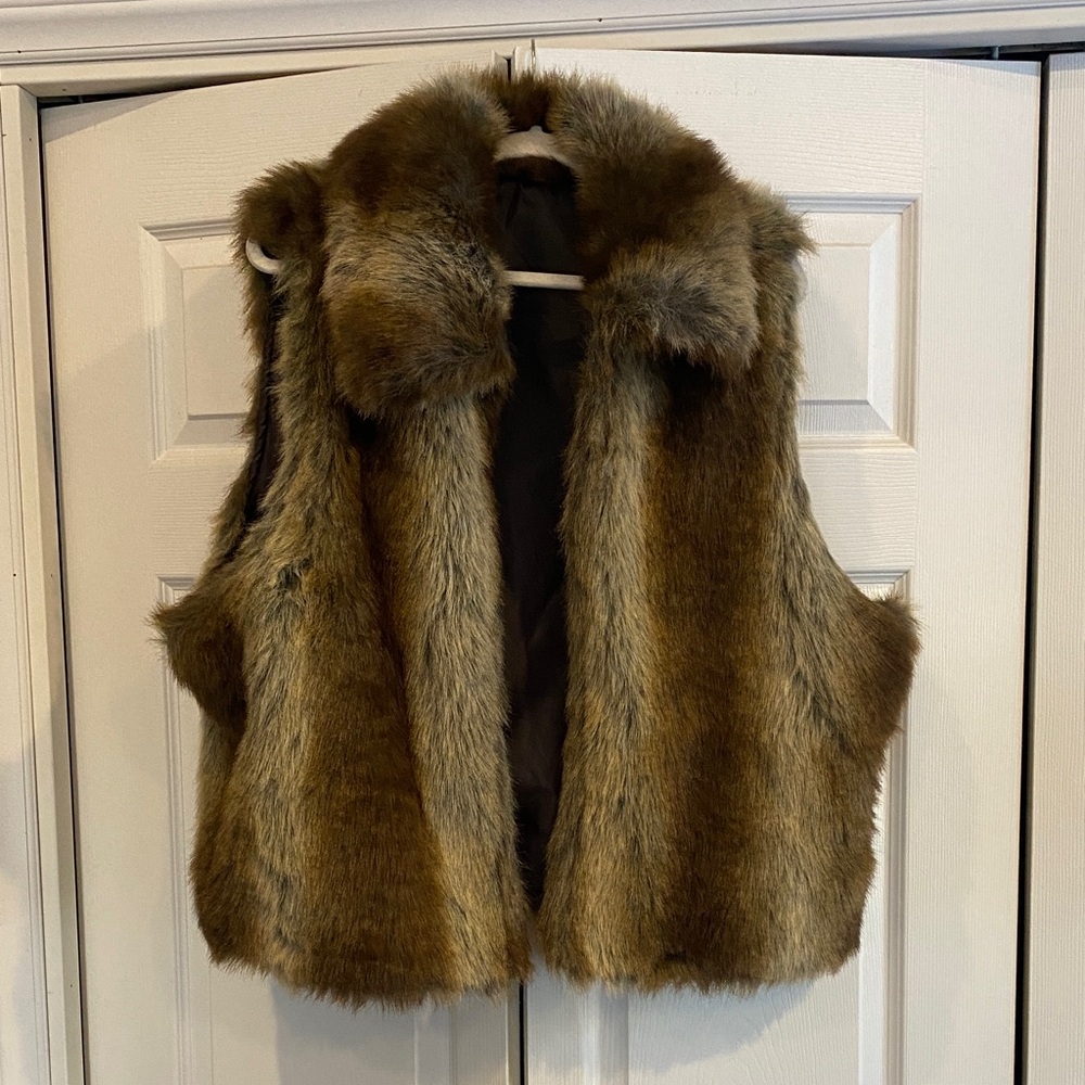 Faux Fur Vest in Brown